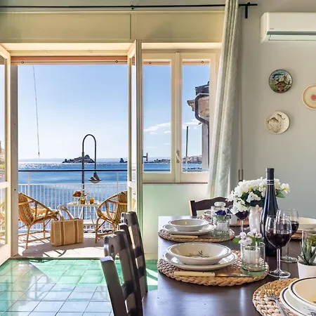 Casa Palota Апартаменты *